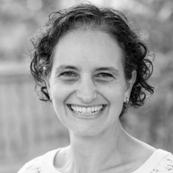 Iris “Abra Cadabra” Rave Wedeking