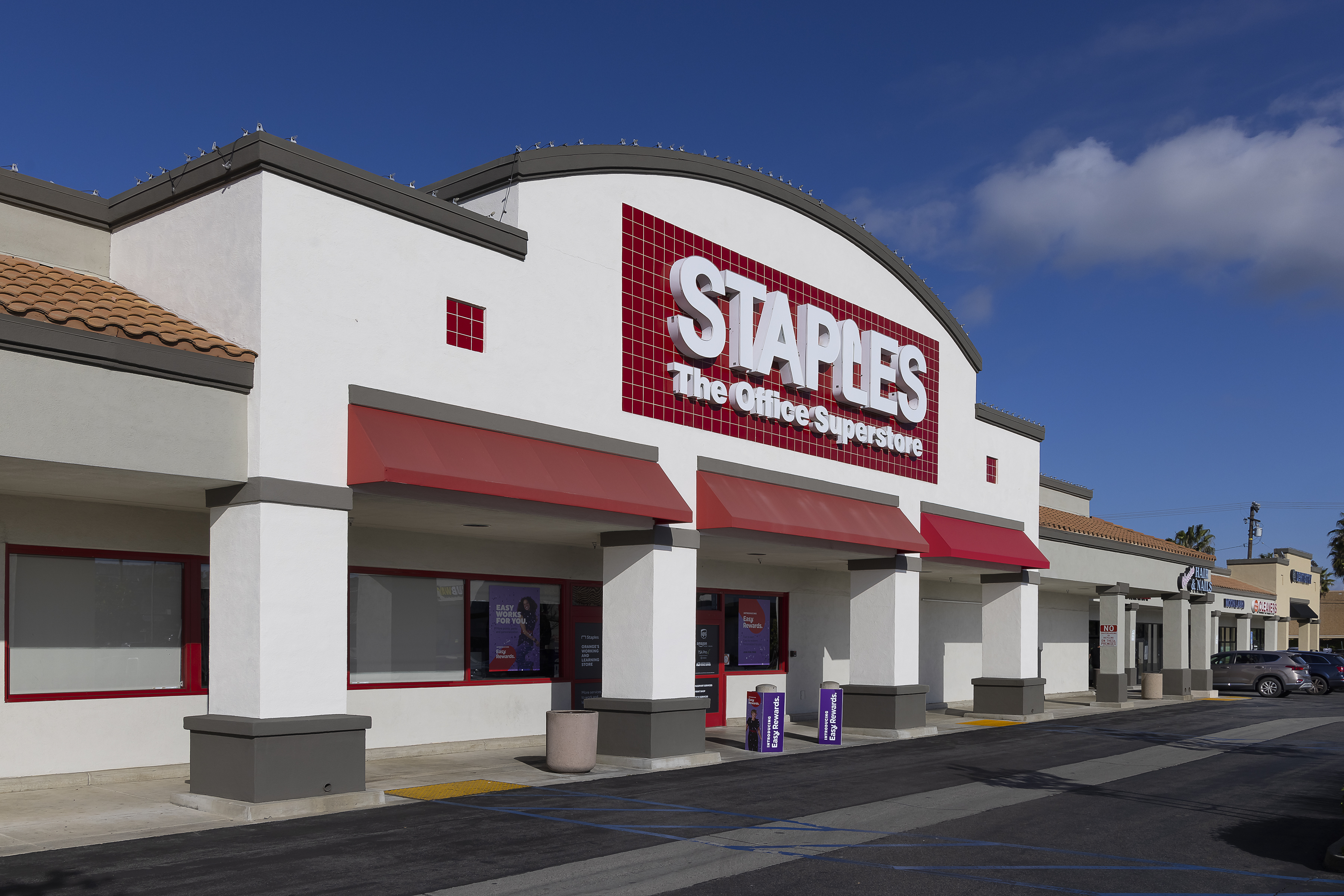 Orange Villa Shopping Center