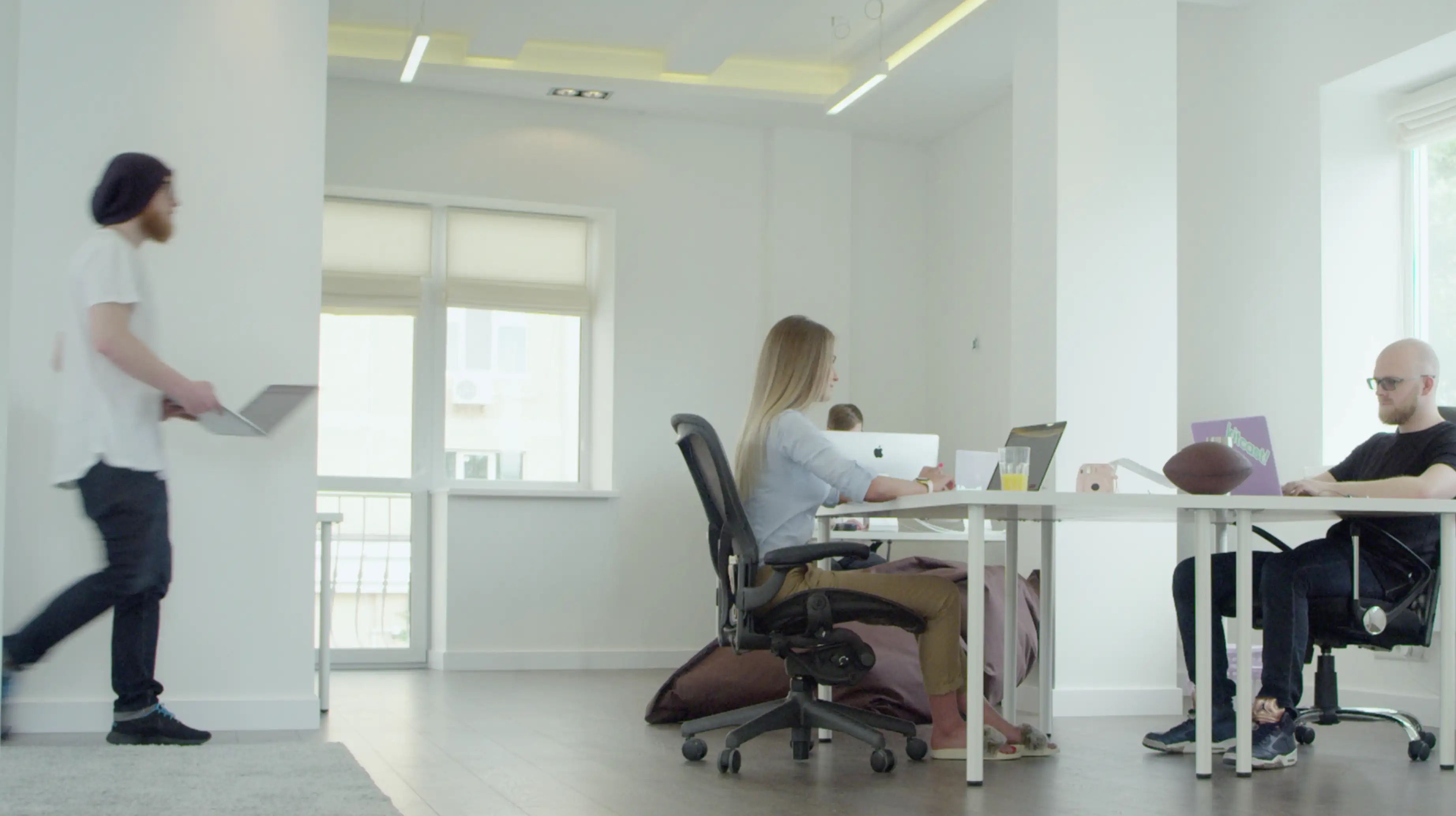 Kitcast office