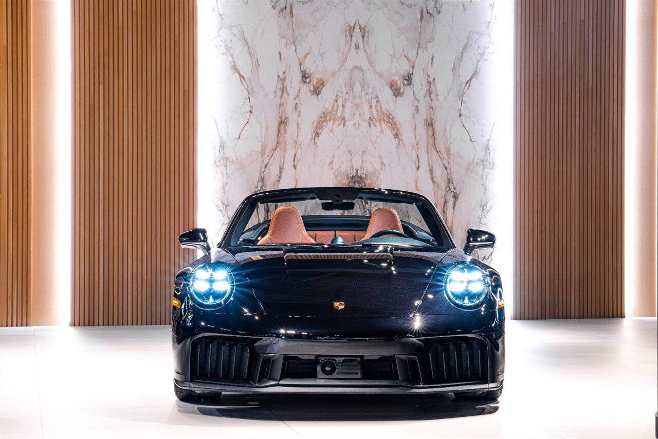 2026 Porsche 911 4 GTS photo 3