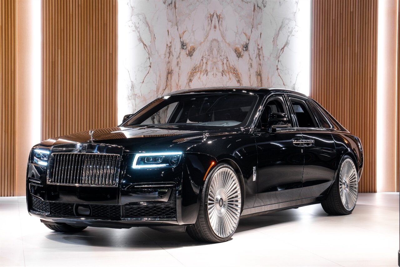 2024 Rolls-Royce Ghost Base's photo
