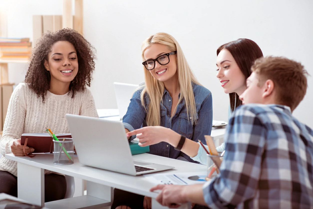 Formation courtier immobilier : devenir un IOBSP en 2026