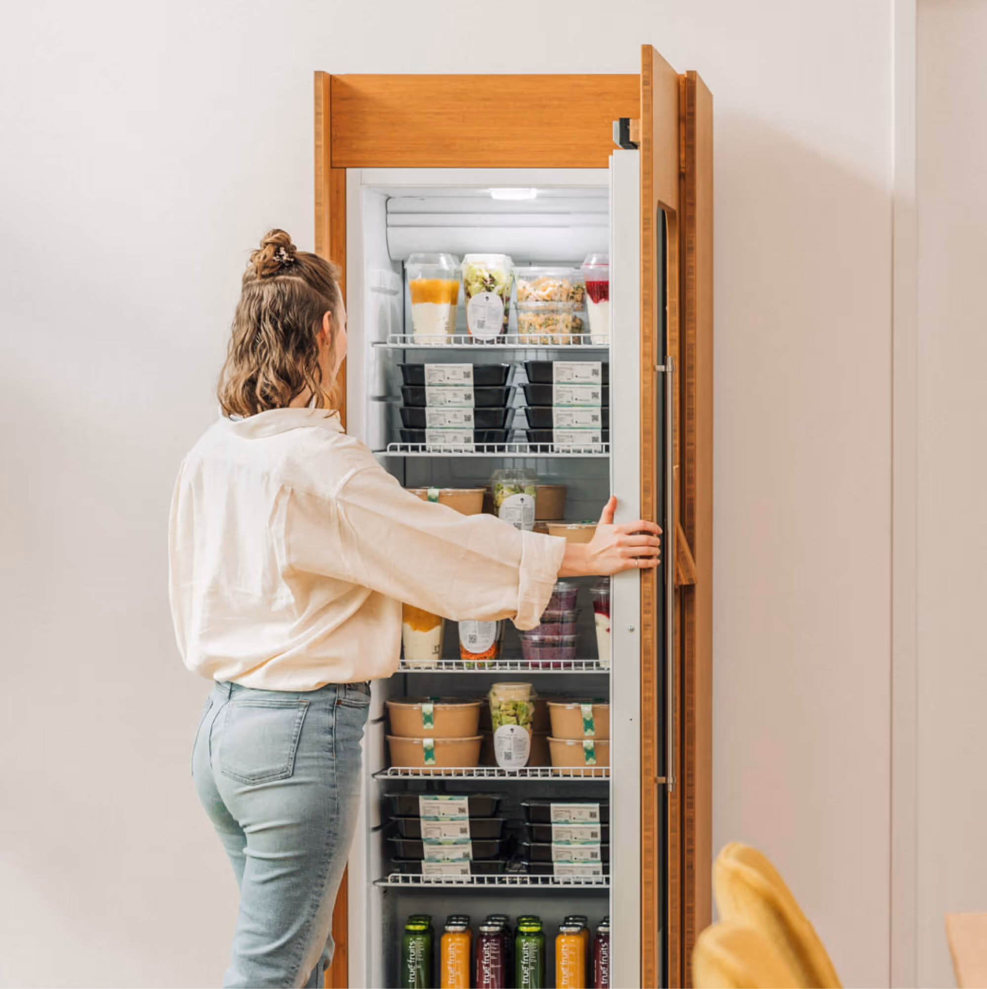 Der Verpflegungsautomat von freshtaste heißt Smart Fridge