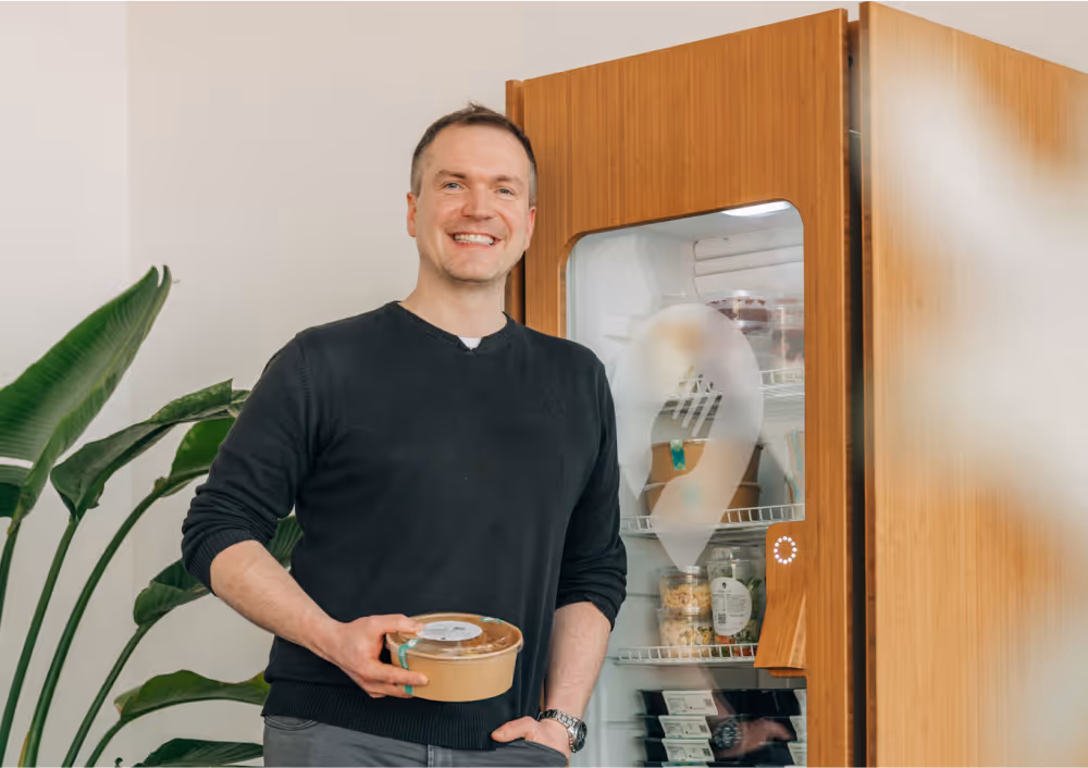 Der Smart Fridge ist 24/7 geöffnet.