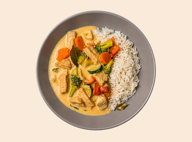 Rotes Thaicurry mit plant based Chicken