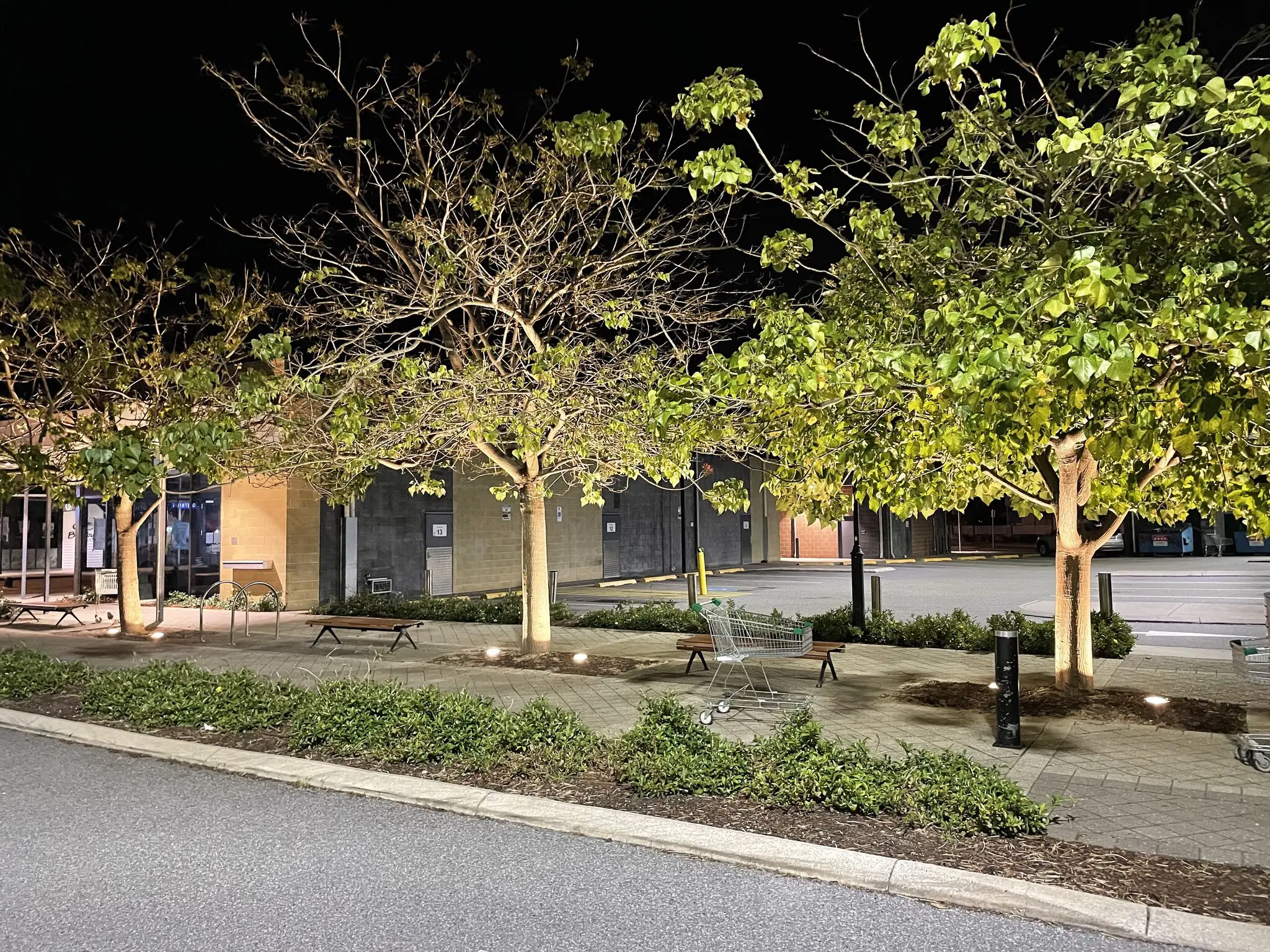 Feature lighting upgrade at Harvest Lakes by WACOMM electricians