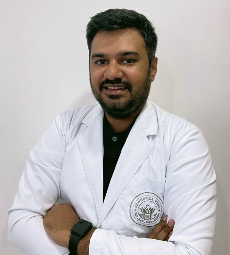Dr. Parikshith H M, Expert Peridontist in Koramangala, Bangalore, is expert in conservative and aesthetic dentistry procedures