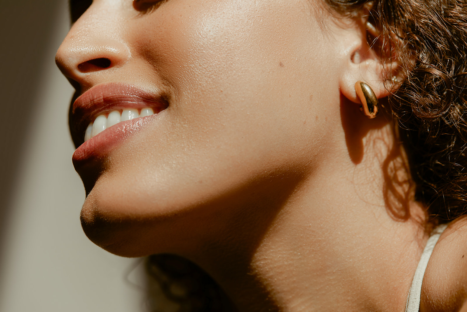 woman getting laser hair removal on leg