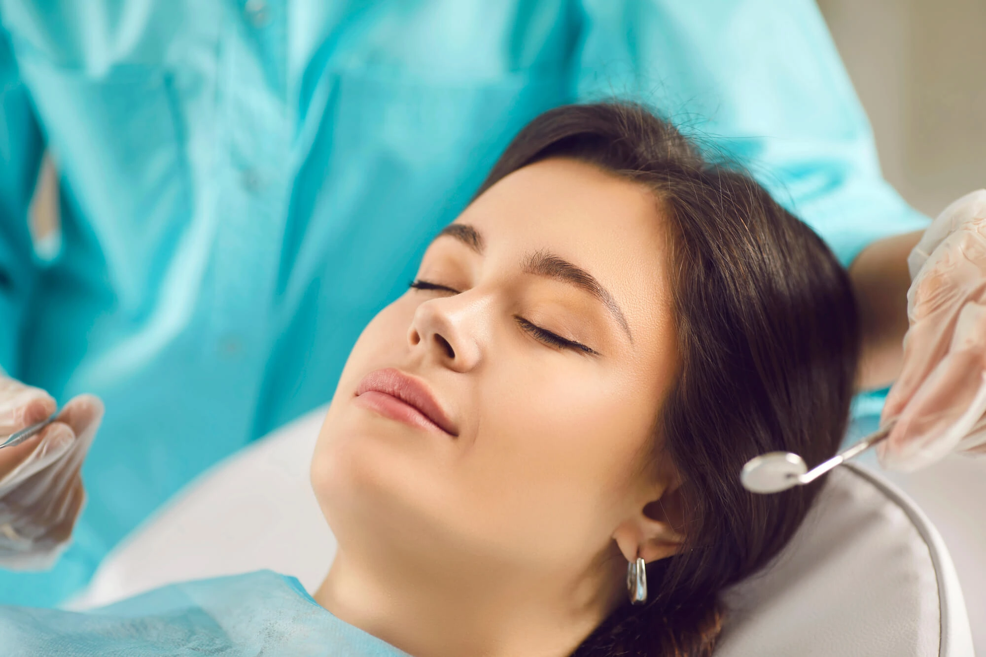 an experienced sedation Dentist at work