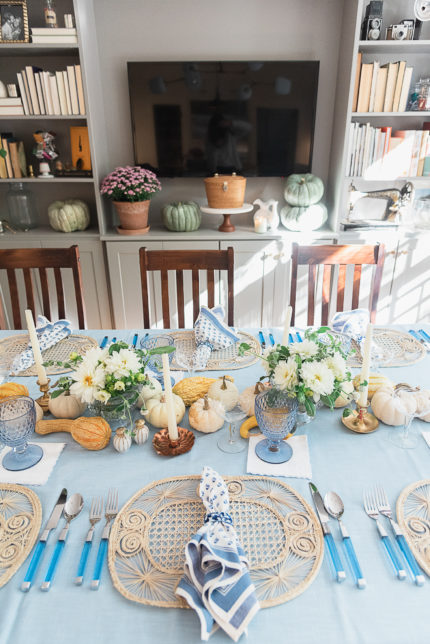 blue thanksgiving table decor