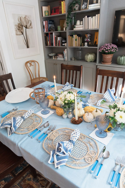 blue thanksgiving table decor