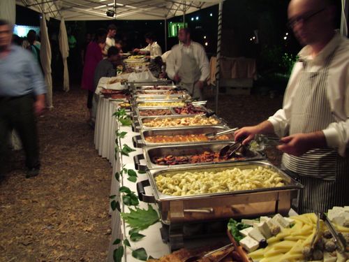 Φαγητά μπουφέ σε εκδήλωση
