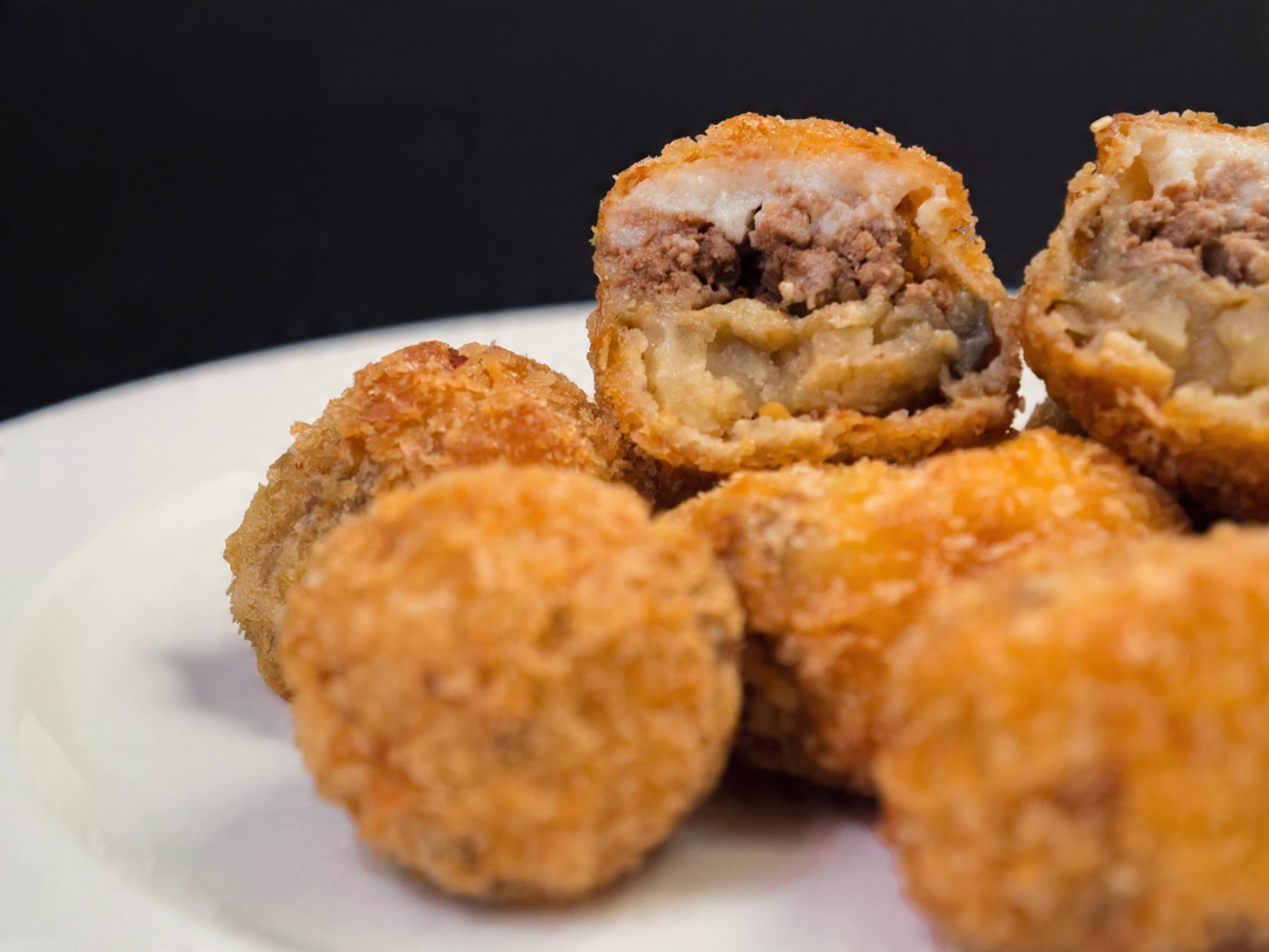 ΤΡΑΓΑΝΕΣ ΠΑΝΑΡΙΣΜΕΝΕΣ ΚΡΟΚΕΤΕΣ ΜΟΥΣΑΚΑ