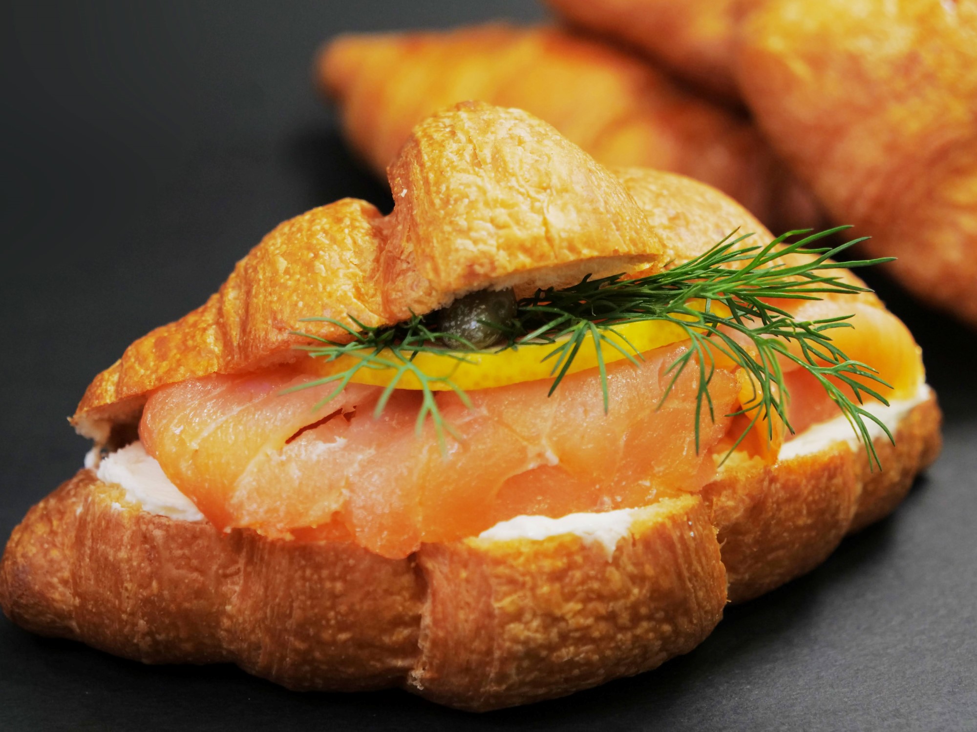 ΜΙΝΙ ΚΡΟΥΑΣΑΝ ΜΕ ΣΟΛΟΜΟ