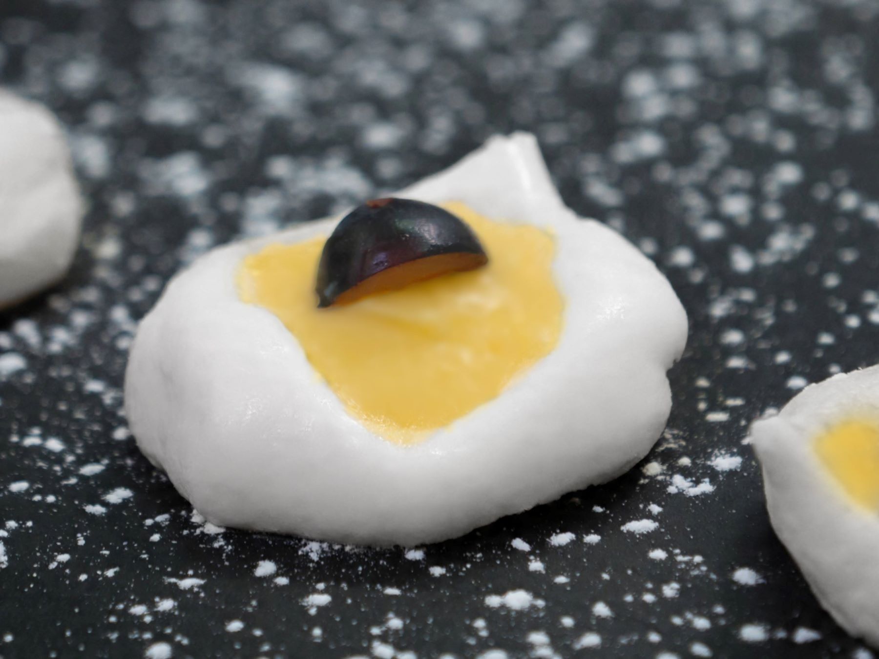 PAVLOVA ΜΕ LEMON CURD