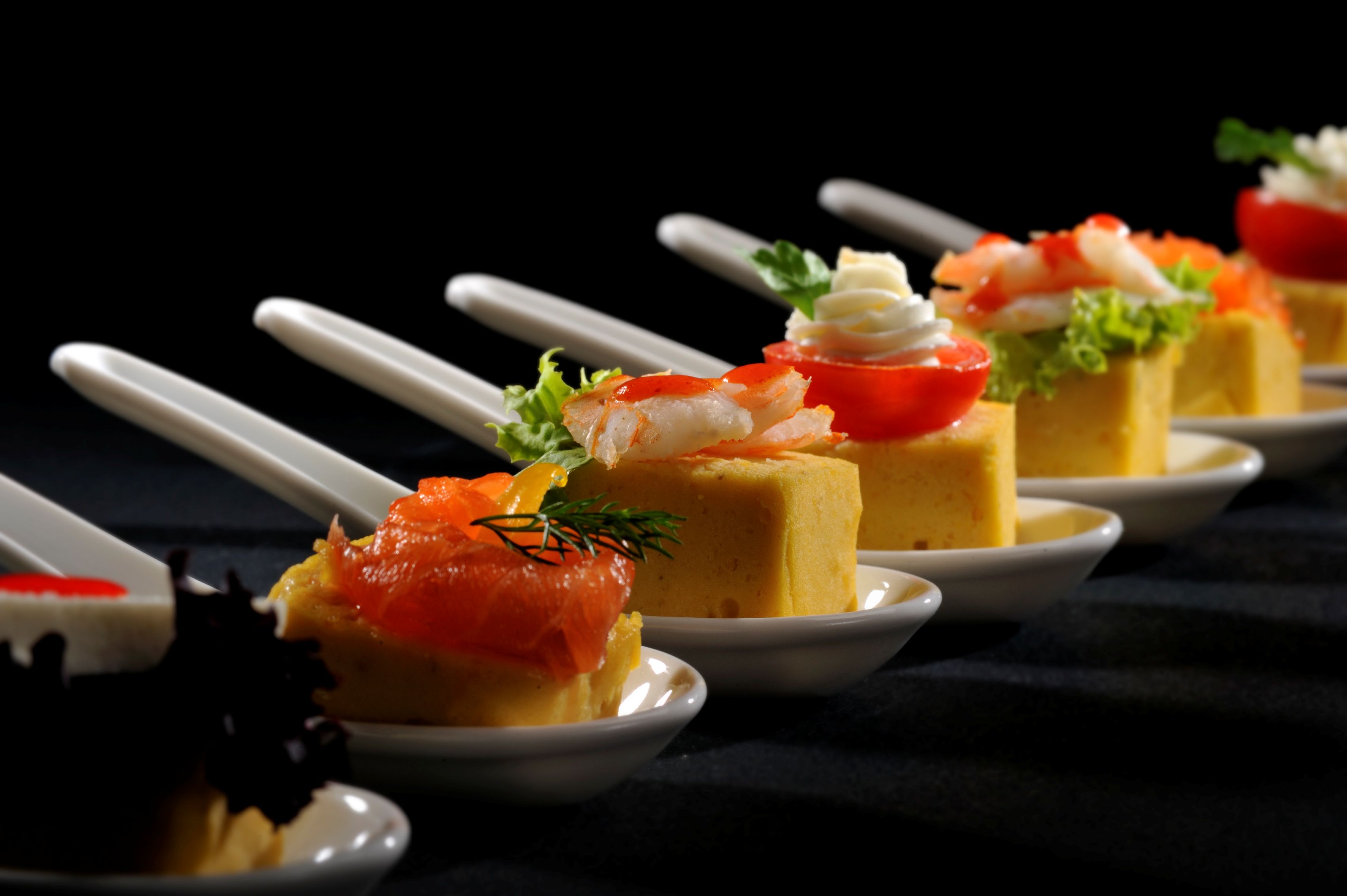 Buffet light lunch για επαγγελματικό χώρο από την ομάδα Multitaste Catering