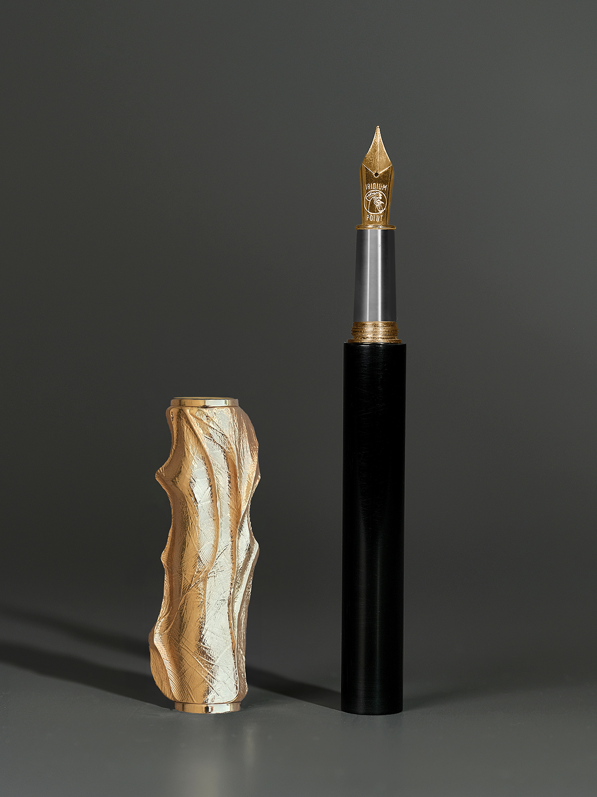 A signature object, to write what matters