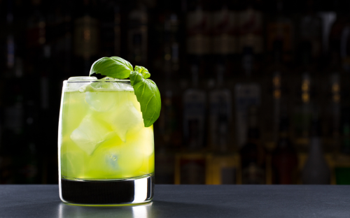 Gin Basil Smash cocktail basilic citron