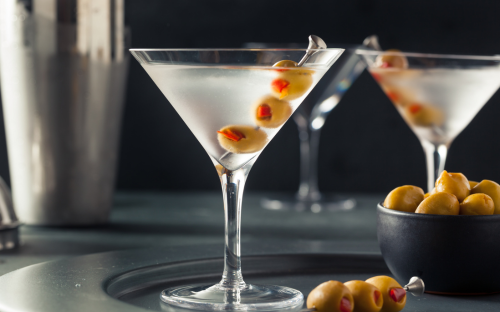 Vodka Martini cocktail vodka vermouth sec olive