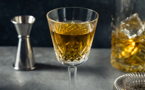 Bijou cocktail Chartreuse