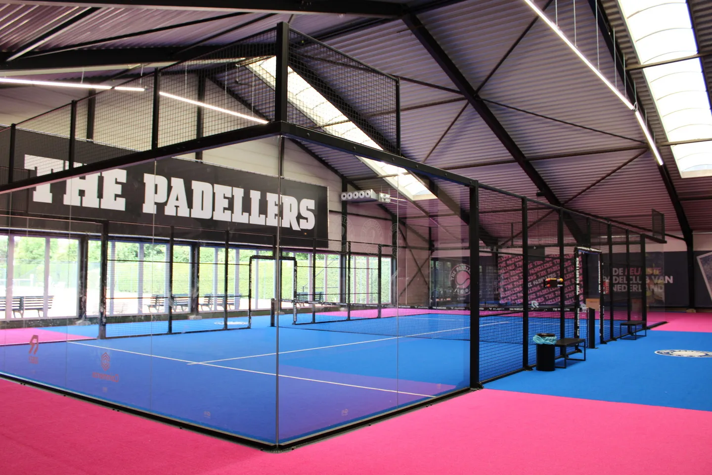 Indoor padel Amsterdan
