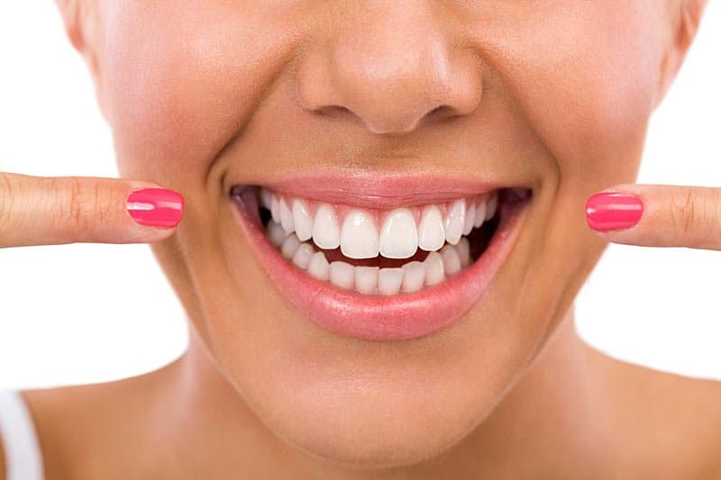 Uses of denture glue