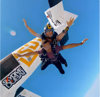skydiving image