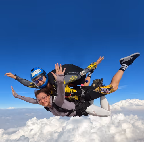 skydiving image
