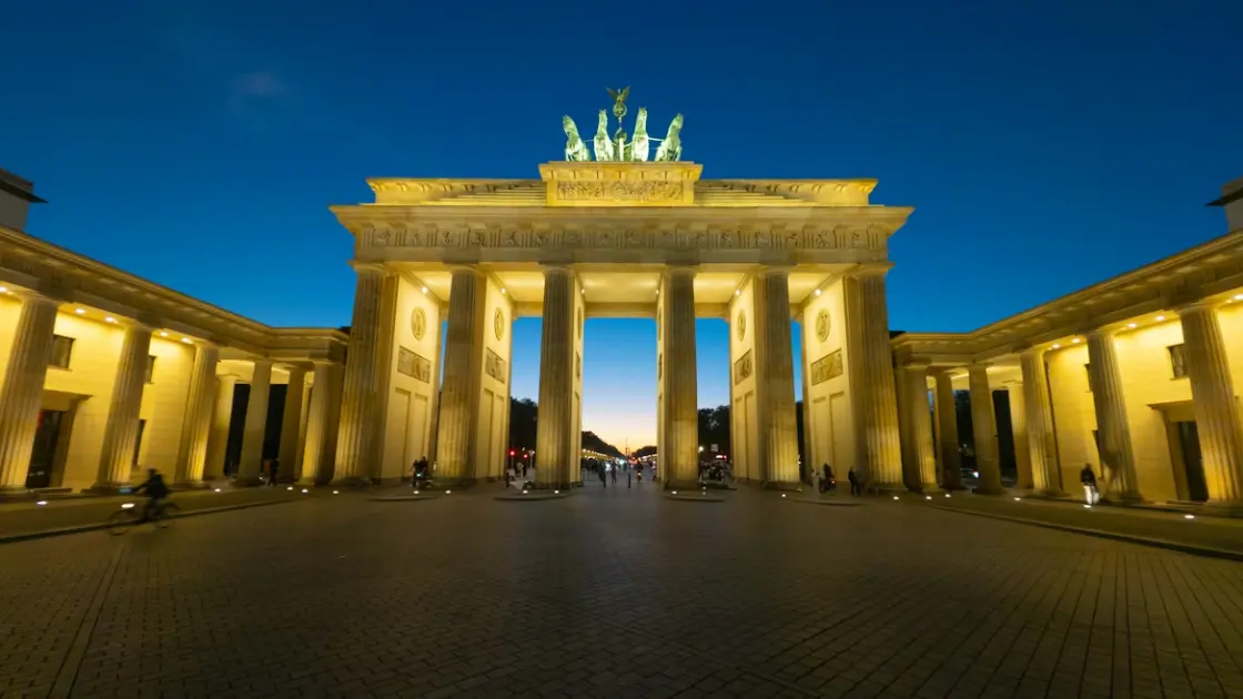 Moving to Germany: The Ultimate First-Step Guide to Settling In (2026)