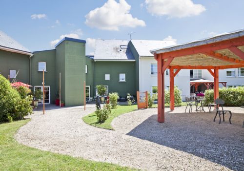  Maison Claude De France 