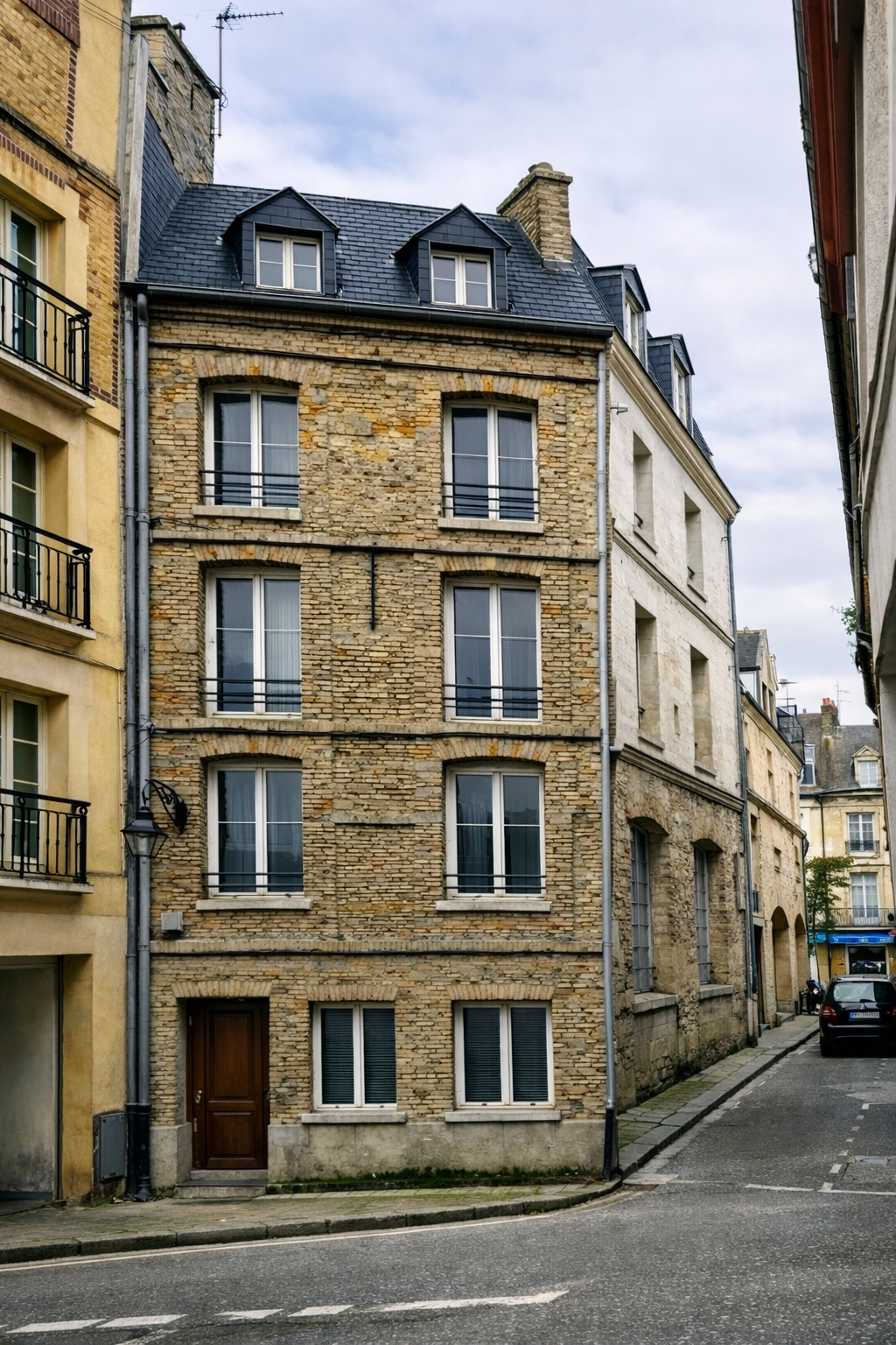 LES FACADE DE SIMON