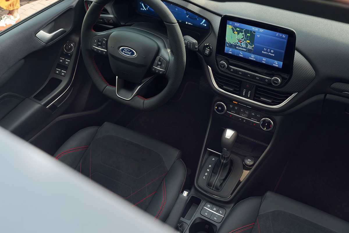 Ford Fiesta Wit binnenkant