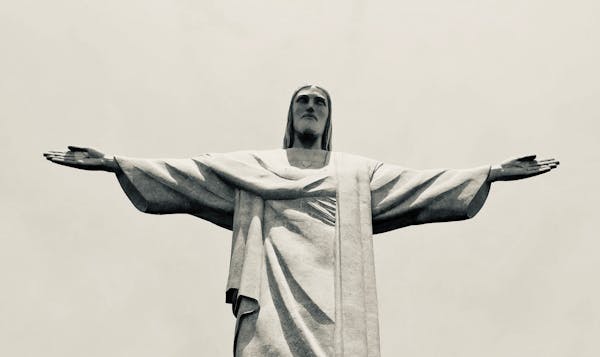 O Cristo Redentor é o atrativo brasileiro mais popular?
