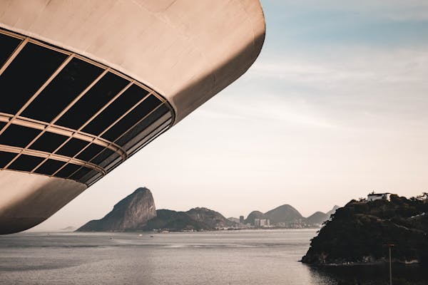 O que fazer em Niterói: 10 pontos turísticos imperdíveis