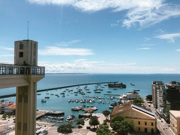 Conheça a história do Elevador Lacerda em Salvador