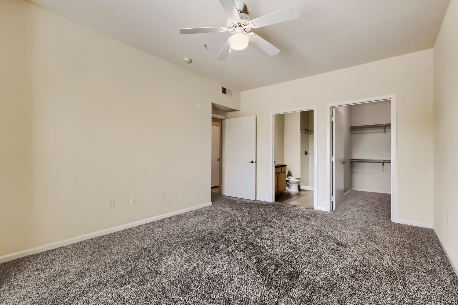 Bedroom with carpet 