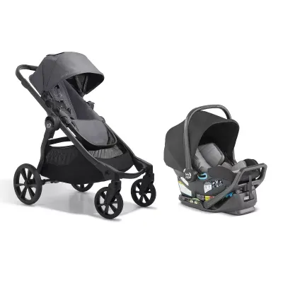 Baby Jogger City Select 2 stroller with City Go infant car seat, infant travel system.