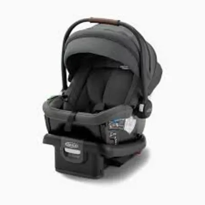 Graco GoMax infant car seat, rear-facing carrier with adjustable handle and detachable base.