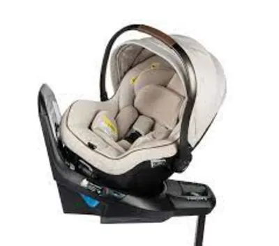Maxi‑Cosi Peri infant car seat with padded head support and ergonomic carrying handle