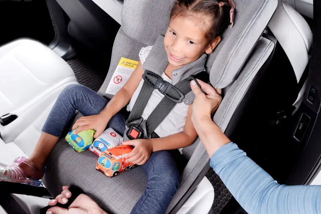 How to Adjust Car Seat Straps