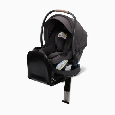 Maxi-Cosi Ambra infant car seat, rear-facing carrier with adjustable handle and plush canopy.