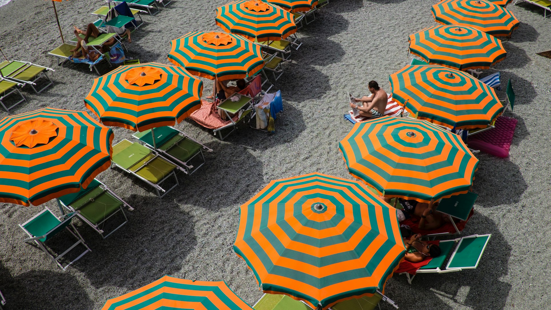 BeachDay Rentals: Pier 60 Beach Chair Rentals