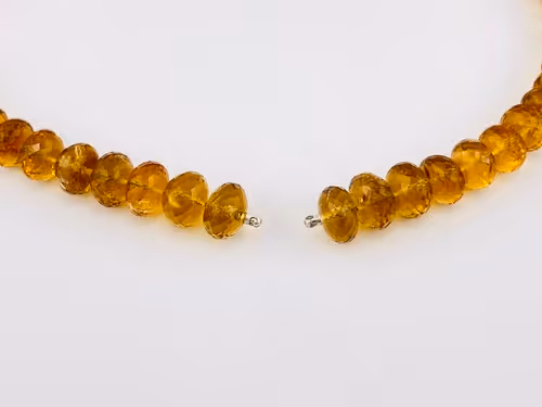 Facettierte Citrinkette als Wechselschließkette