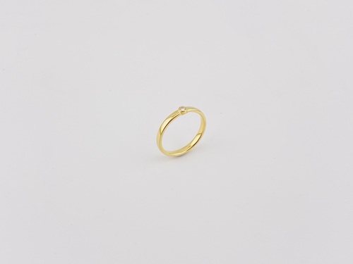750/- Goldring mirt 1 Brillanten 