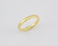 750/- Gelbgoldring mirt 1 Brillanten 