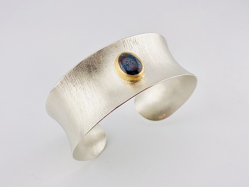 Armspange Silber mit 1 Opal in Goldfassung