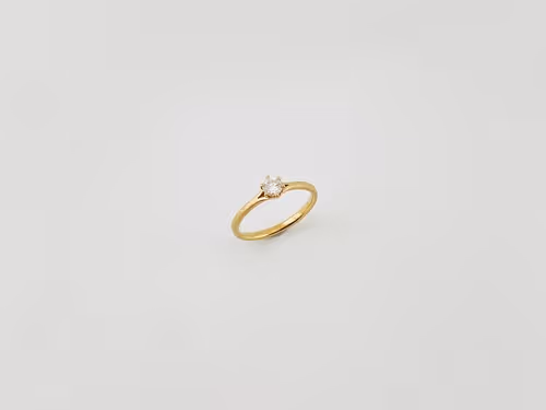 750/ooo Verlobungsring mit 1 Brillanten 0,30ct