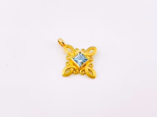 750/oo Gelbgold Anhänger mit einem Aquamarin