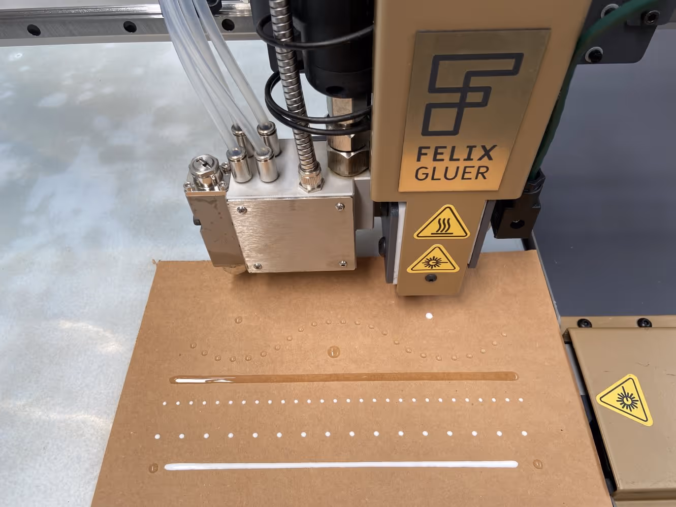 Different glue paths