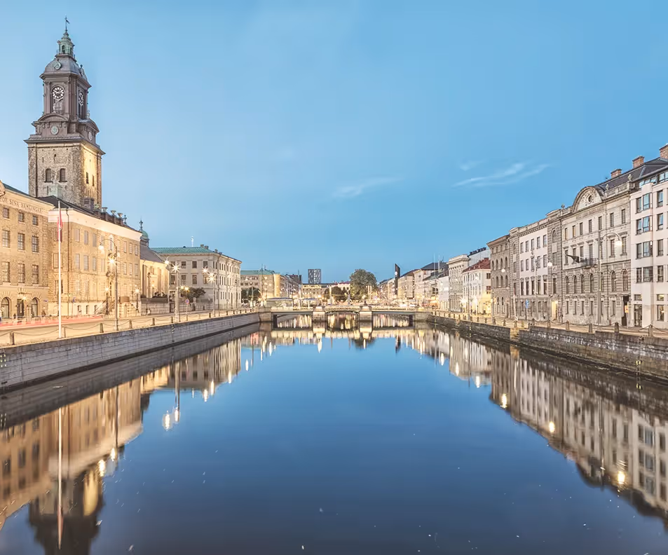 Gearing up for Scanpack with a new FELIX GLUER plotter